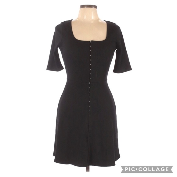 Le Lis Ribbed Button Up Casual Little Black Dress - Picture 1 of 3